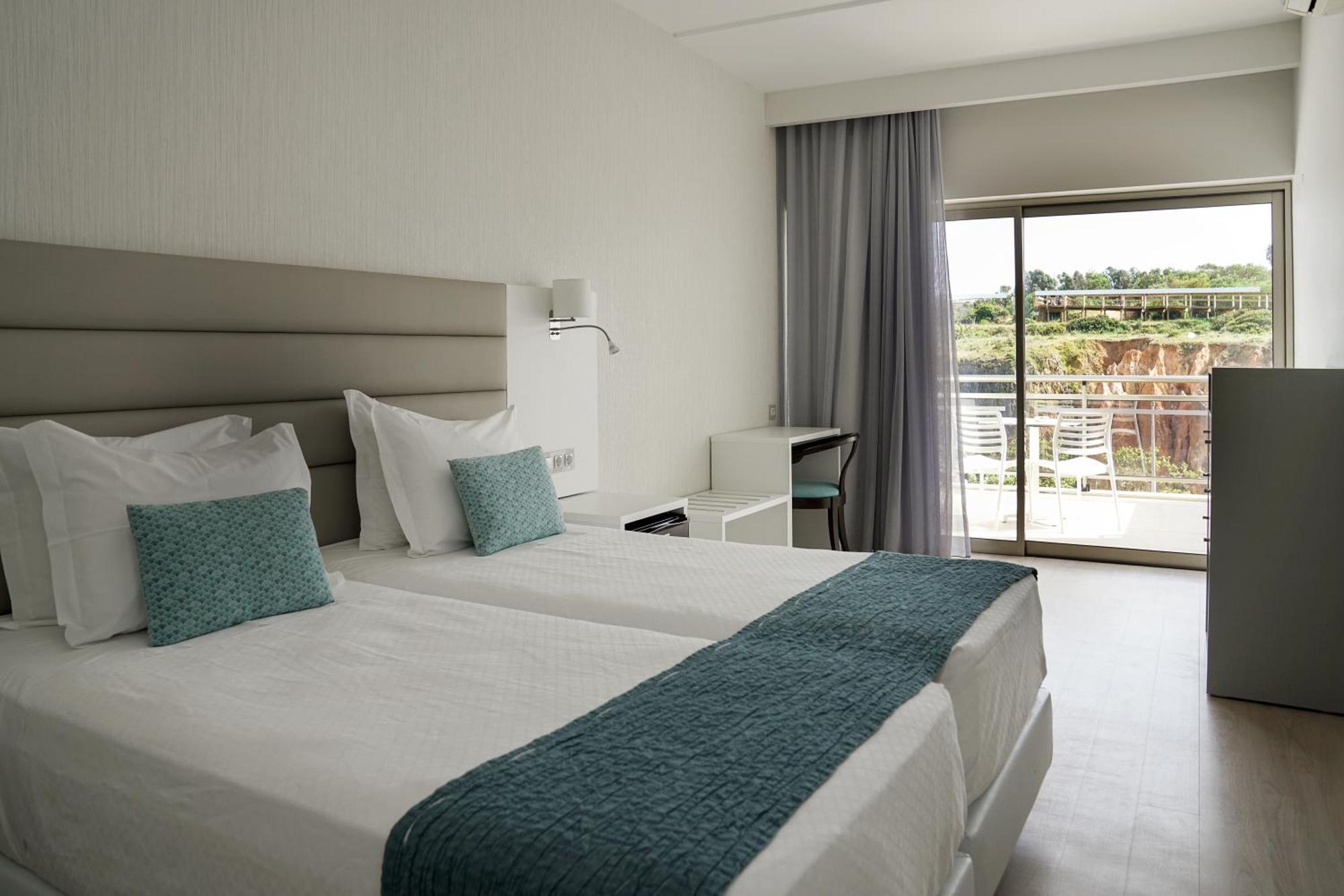 Carvi Beach Hotel Lagos Dış mekan fotoğraf