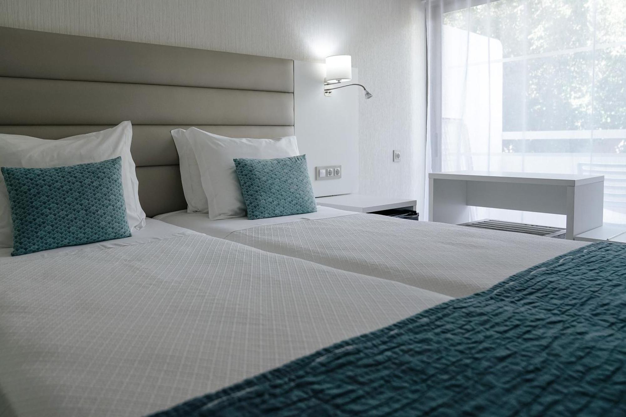 Carvi Beach Hotel Lagos Dış mekan fotoğraf
