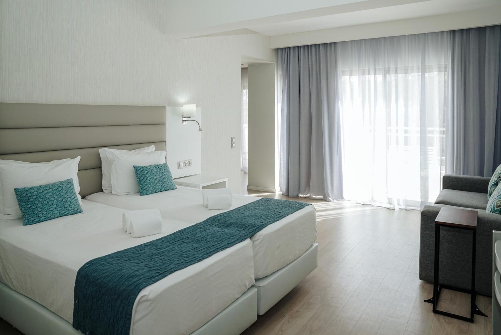 Carvi Beach Hotel Lagos Dış mekan fotoğraf