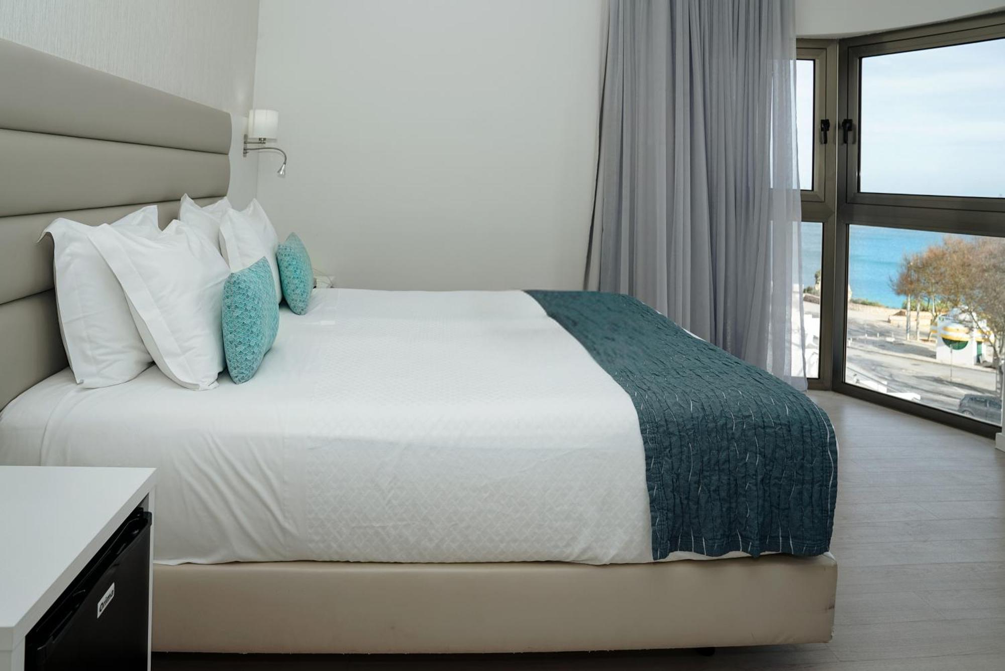 Carvi Beach Hotel Lagos Dış mekan fotoğraf